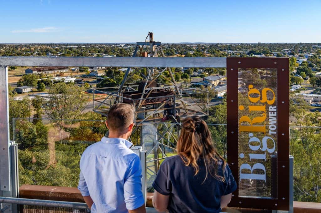 The Big Rig in Roma is a museum showcasing the developments and and drama of when oil and gas was first discovered in Australia.  The story of oil and gas pioneers comes alive through exhibits, machinery displays and audio-visual features.